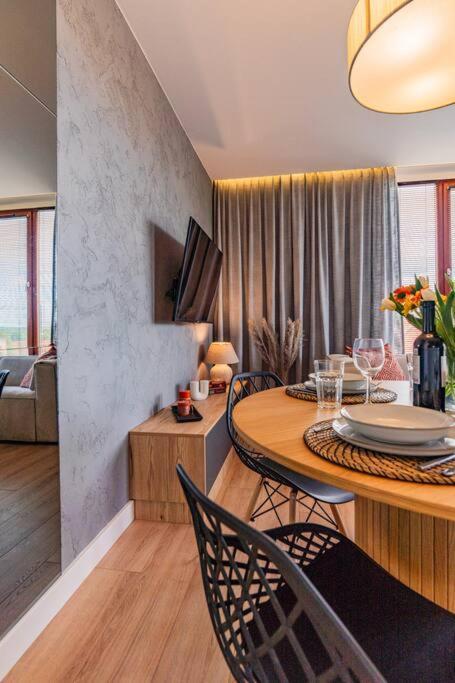 Apartament Na Grabiszynskiej วรอตซวาฟ ภายนอก รูปภาพ