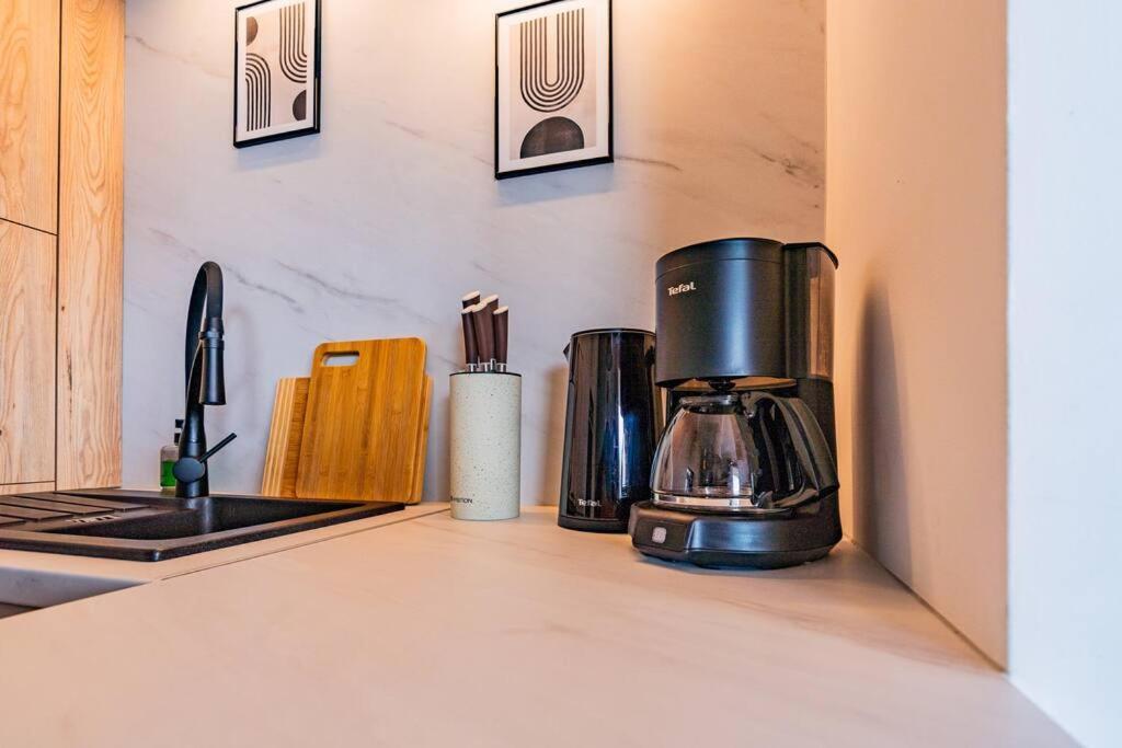 Apartament Na Grabiszynskiej วรอตซวาฟ ภายนอก รูปภาพ