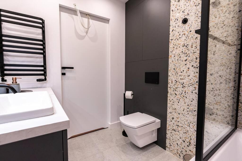 Apartament Na Grabiszynskiej วรอตซวาฟ ภายนอก รูปภาพ